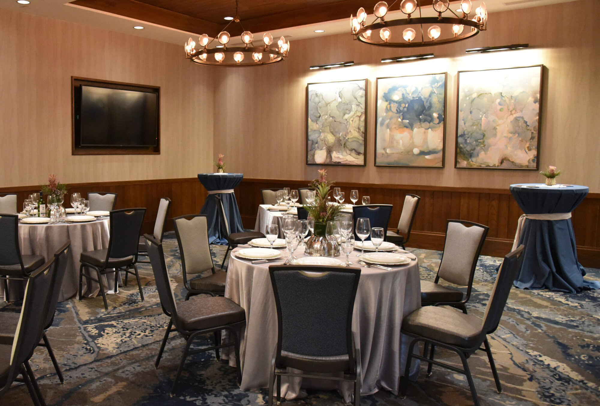 Ruth's Chris Steak House - Downtown Greenville private dining 4