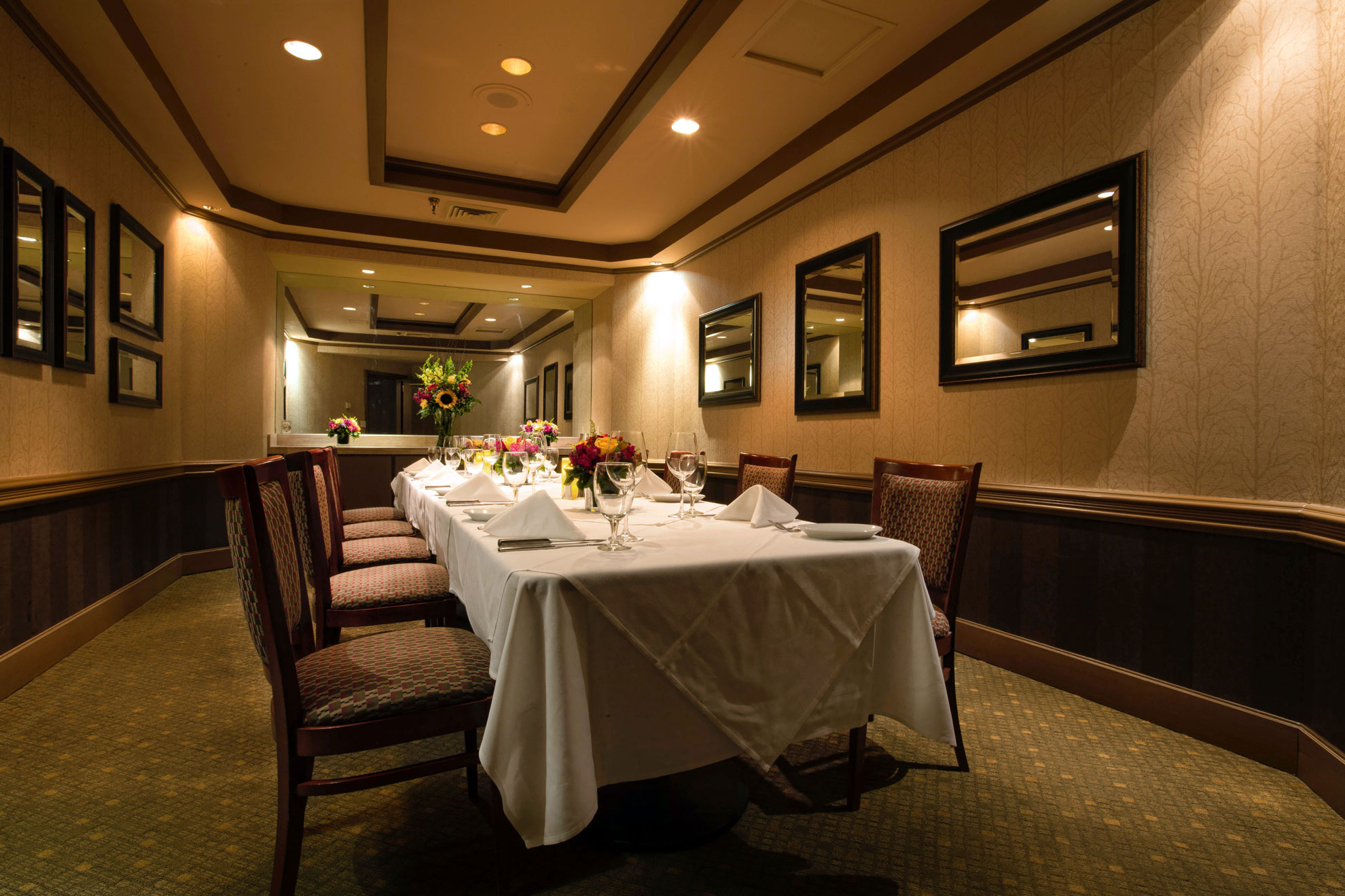 Magnolia at Ruth's Chris Steak House - Birmingham