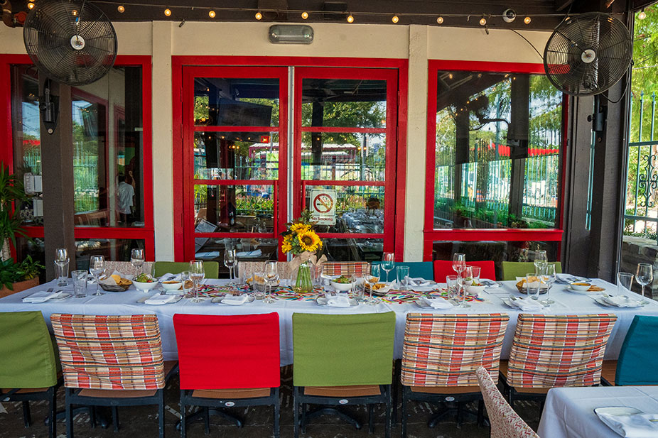 Front Patio at The Original Ninfa's on Navigation
