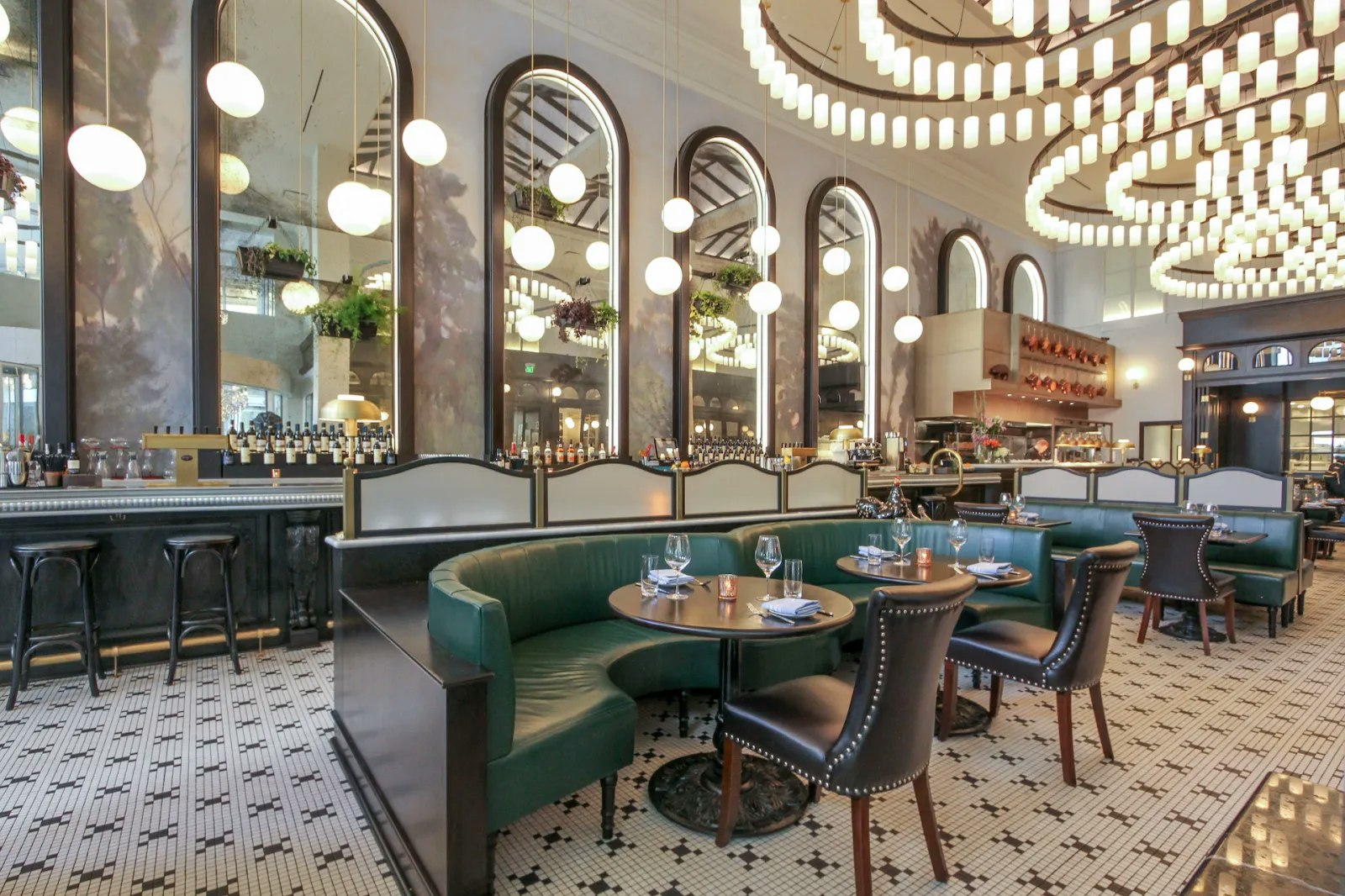 La Salle a Manger at La Belle Helene