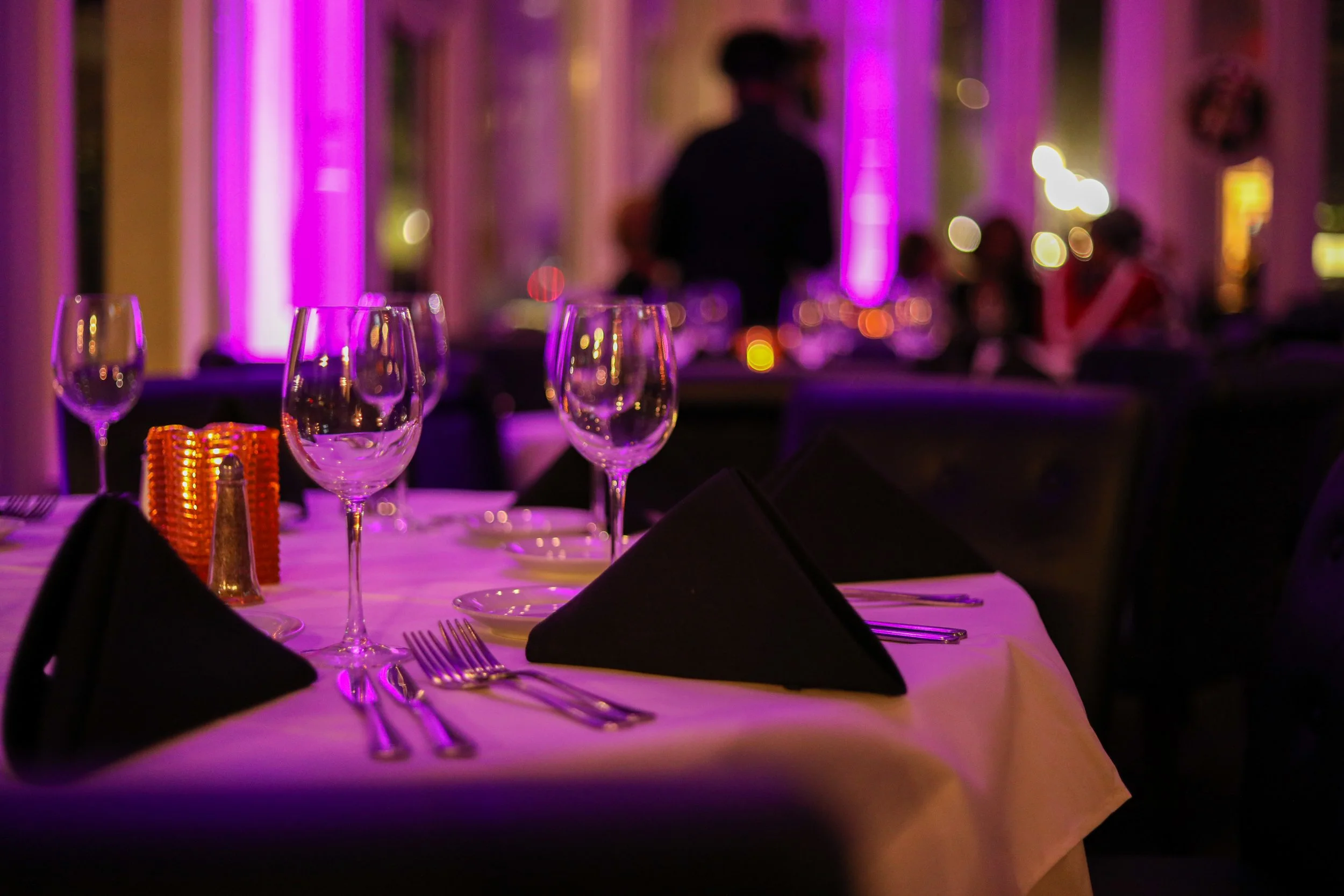 Desi Vega's Steakhouse - New Orleans private dining 2