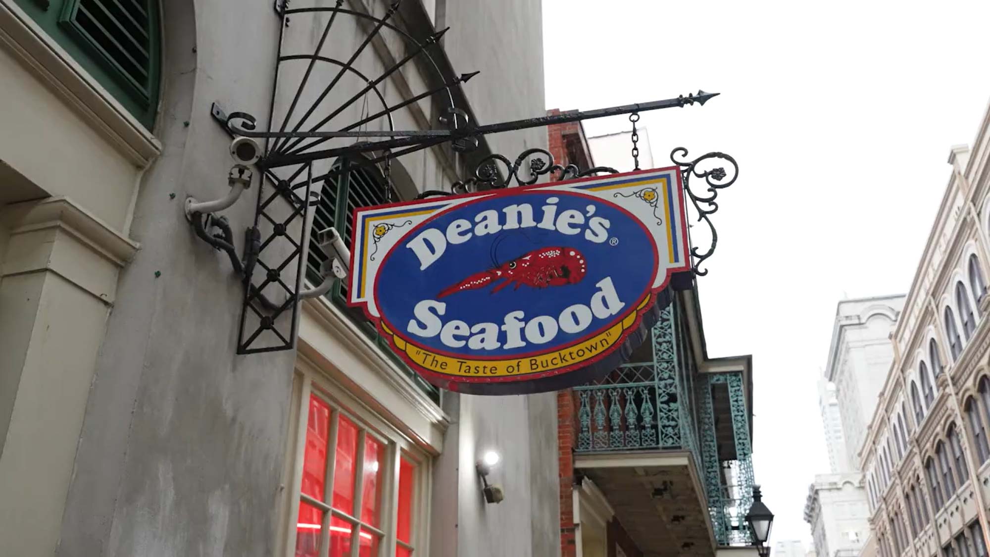 Iberville Room & Courtyard at Deanie's Seafood - French Quarter