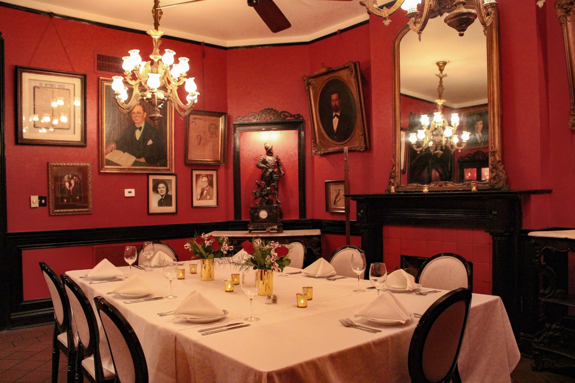 1840 Room at Antoine's