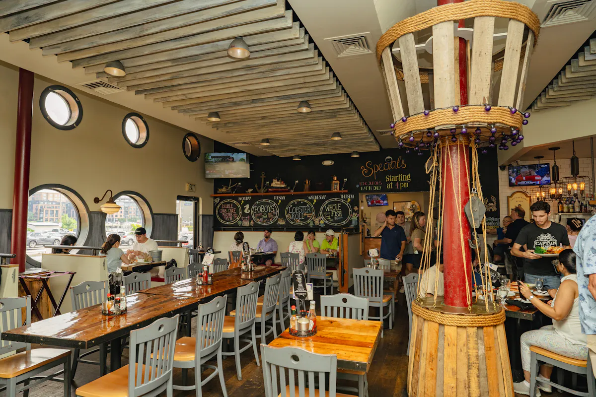 Captain James Landing private dining 4