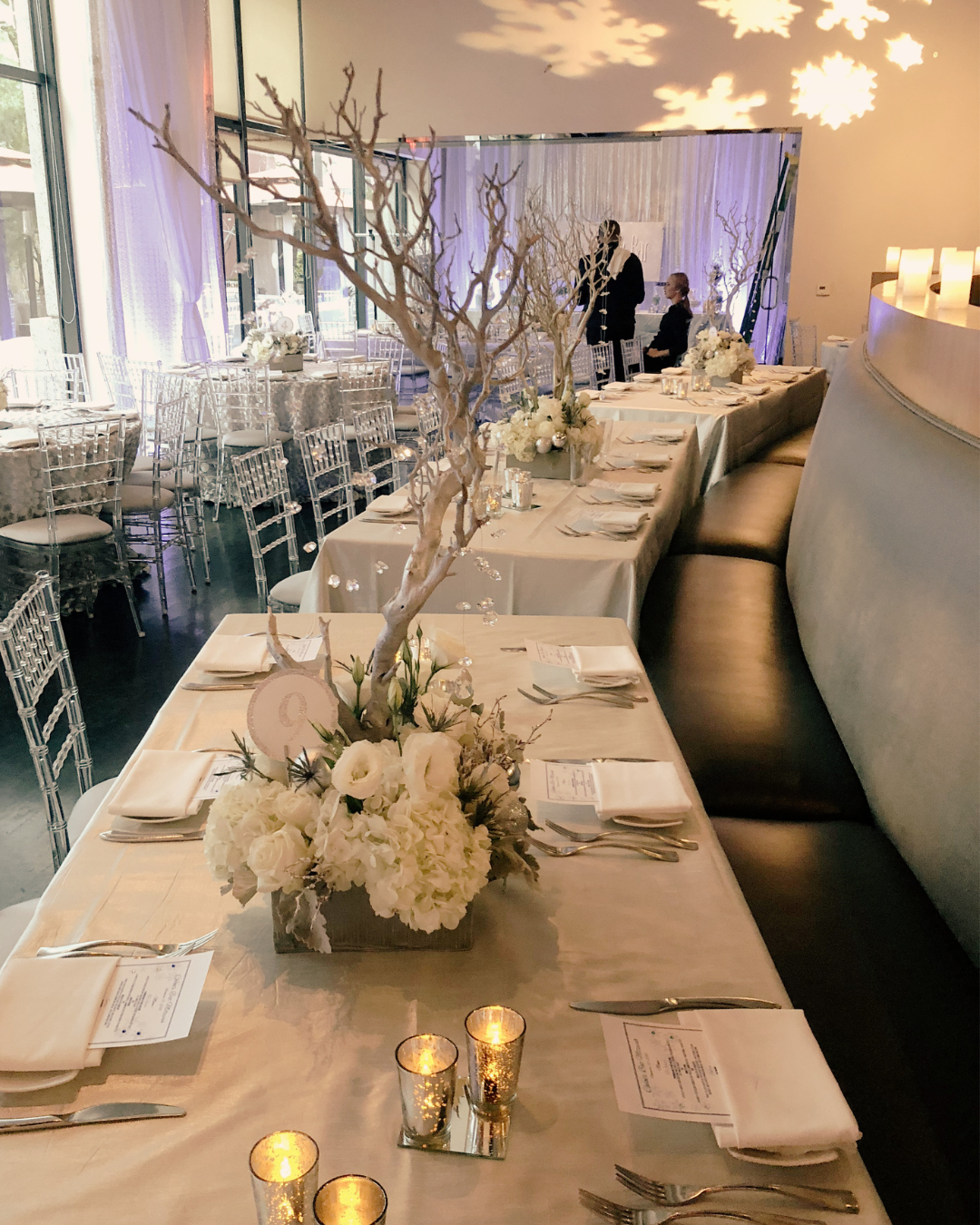 Main Dining Area at El Moro
