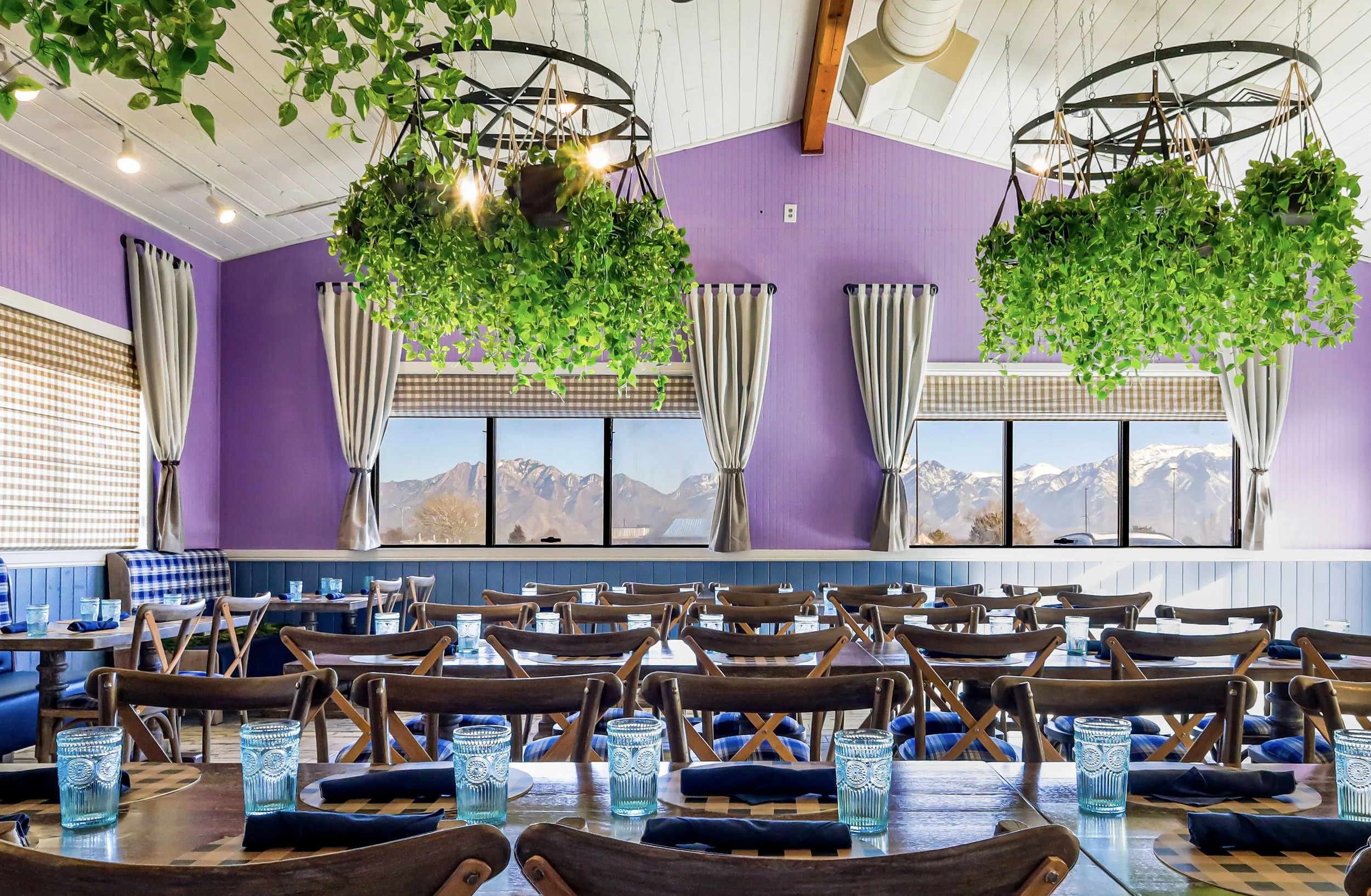 Large Parties / Private Dining at Mama Bird Southern Kitchen