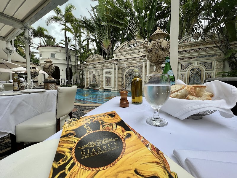 Gianni's at the Former Versace Mansion private dining 2