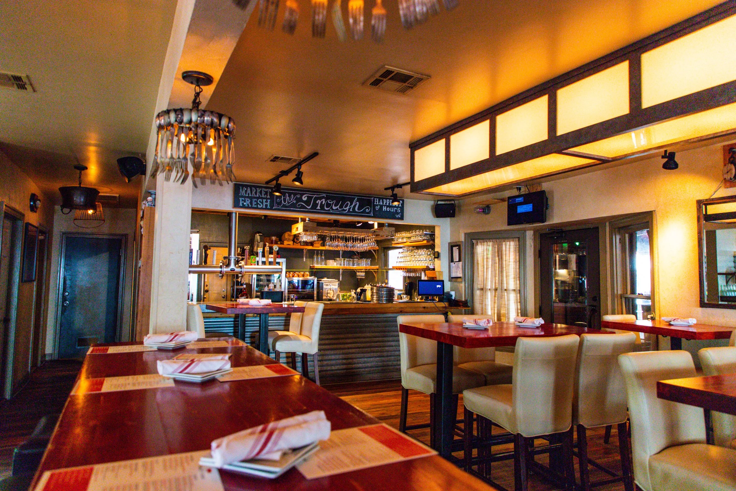 Bar Lounge at Salty Sow