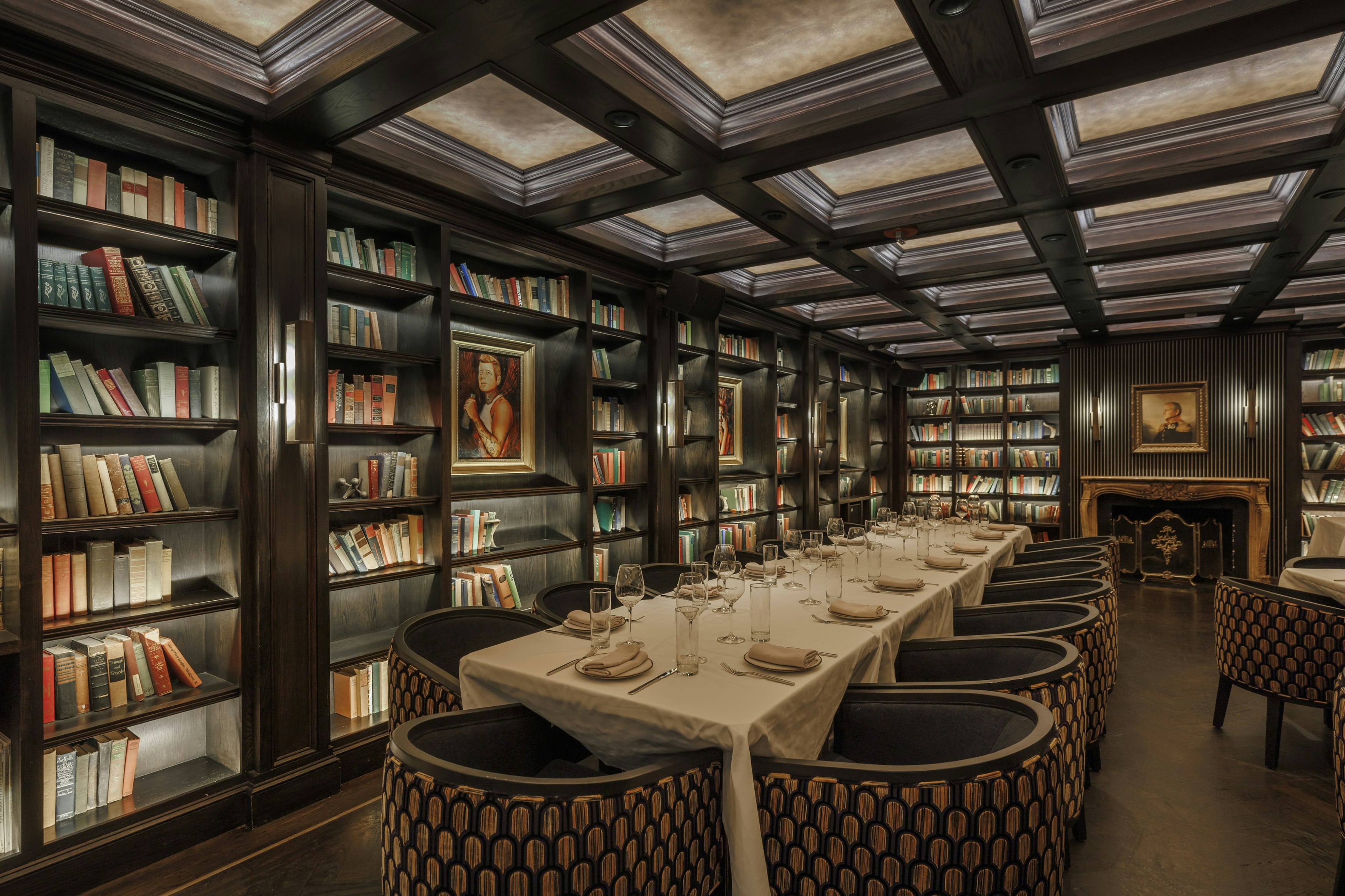 Yvonne's private dining 5