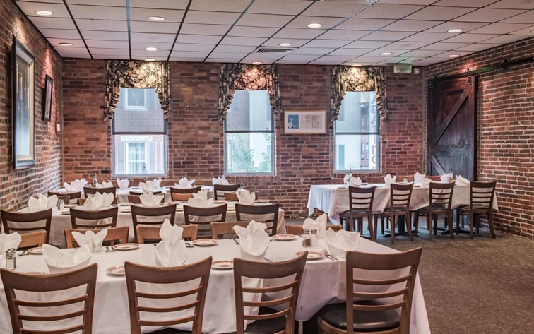Chiapparelli's Restaurant private dining 3