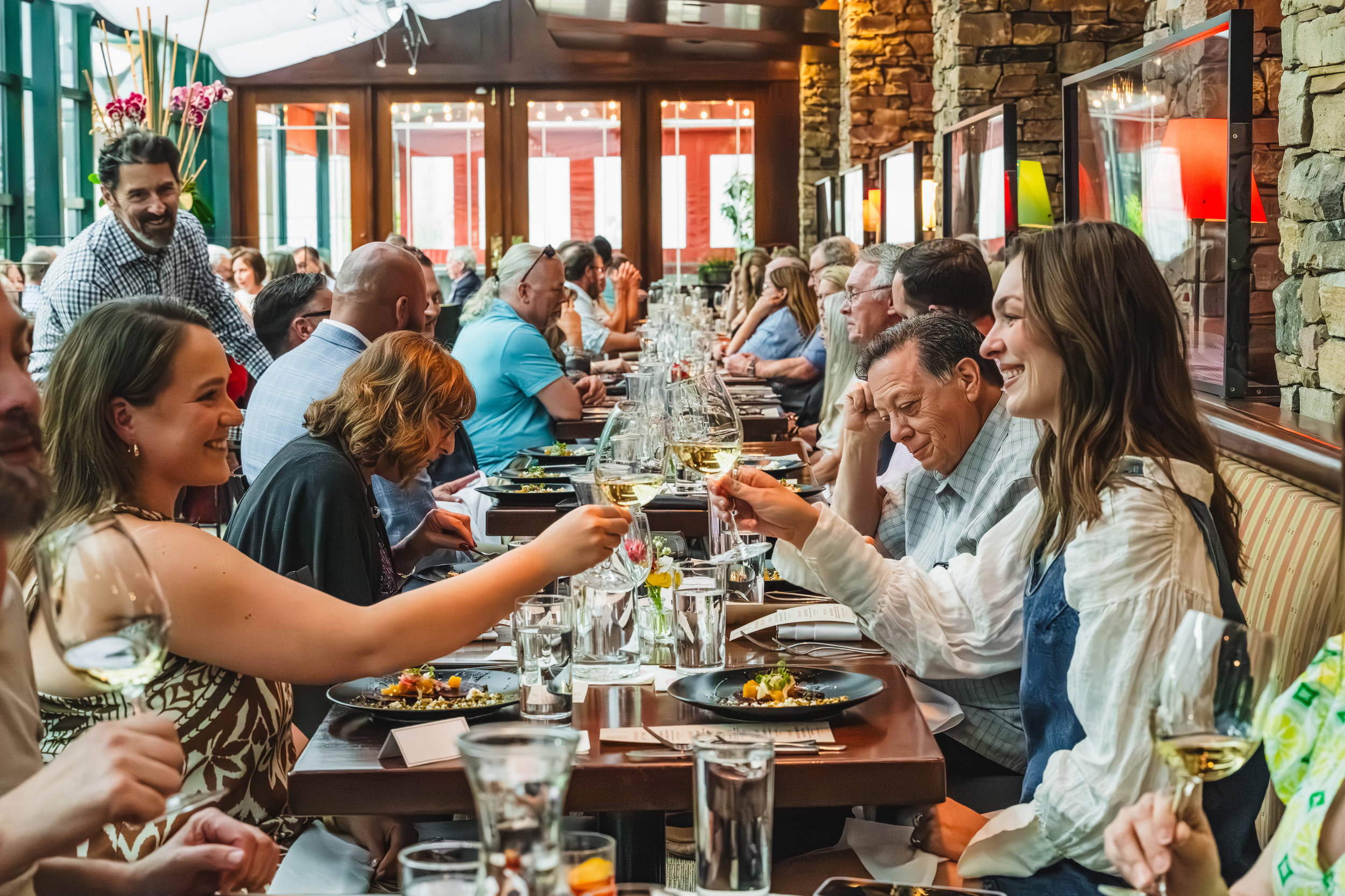 Main Dining Room at Mimosa Grill