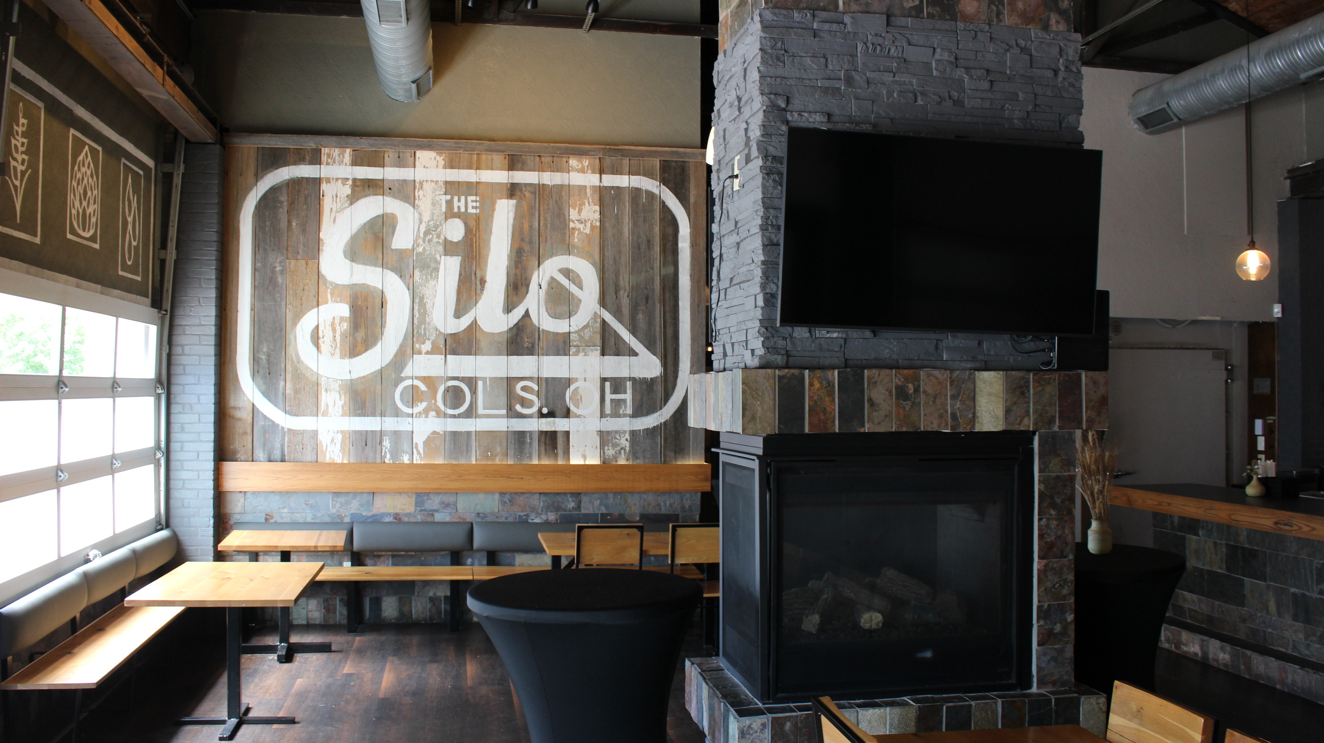Harvest Bar + Kitchen - Clintonville private dining 4