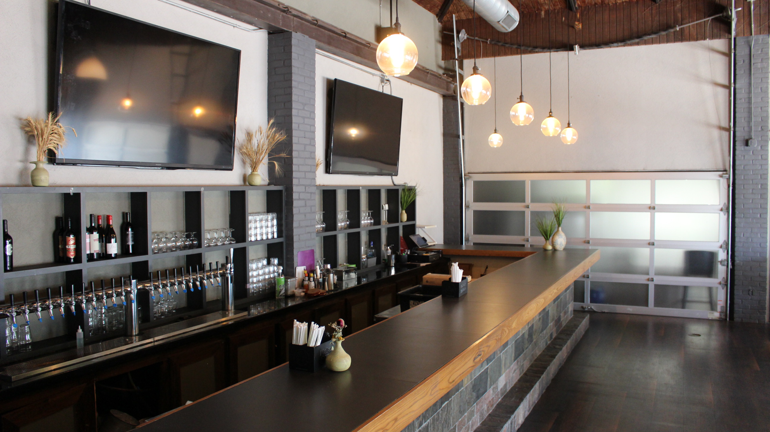 Harvest Bar + Kitchen - Clintonville private dining 5