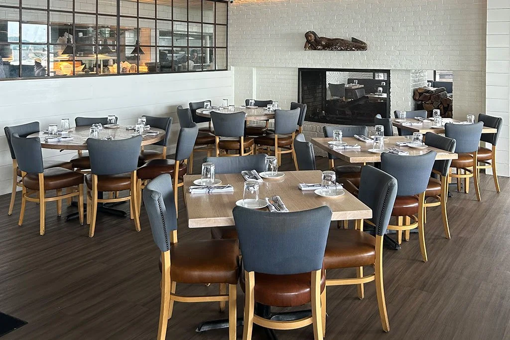Shell & Bones Oyster Bar and Grill private dining 5