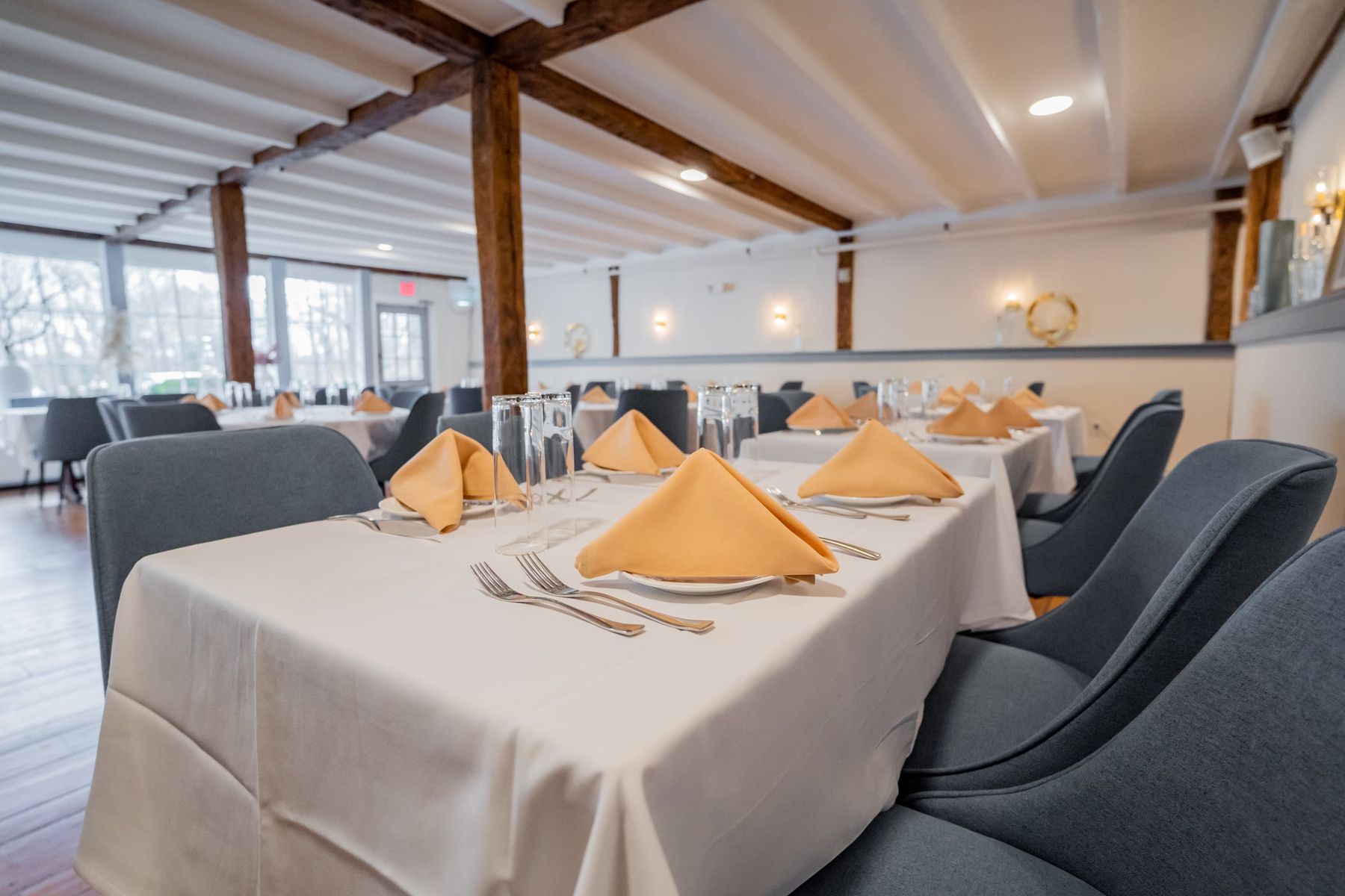 Farmhouse at the Crossroads private dining 2