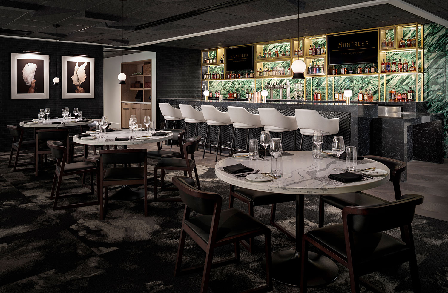 Main Dining at Huntress
