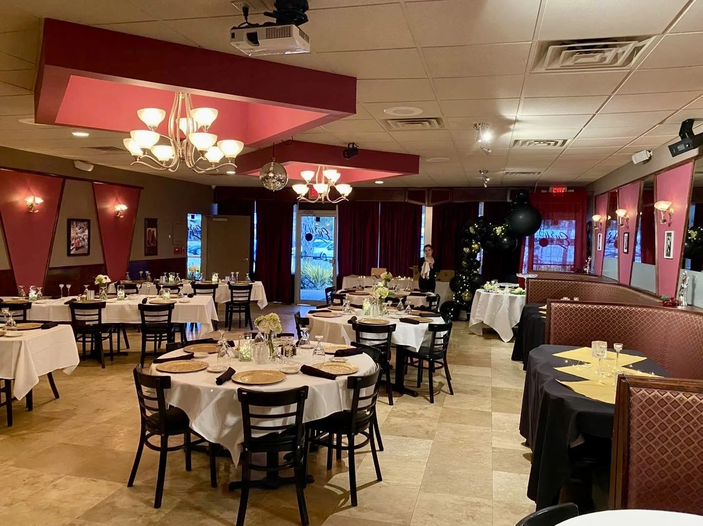 Enza's Italian Restaurant private dining 2