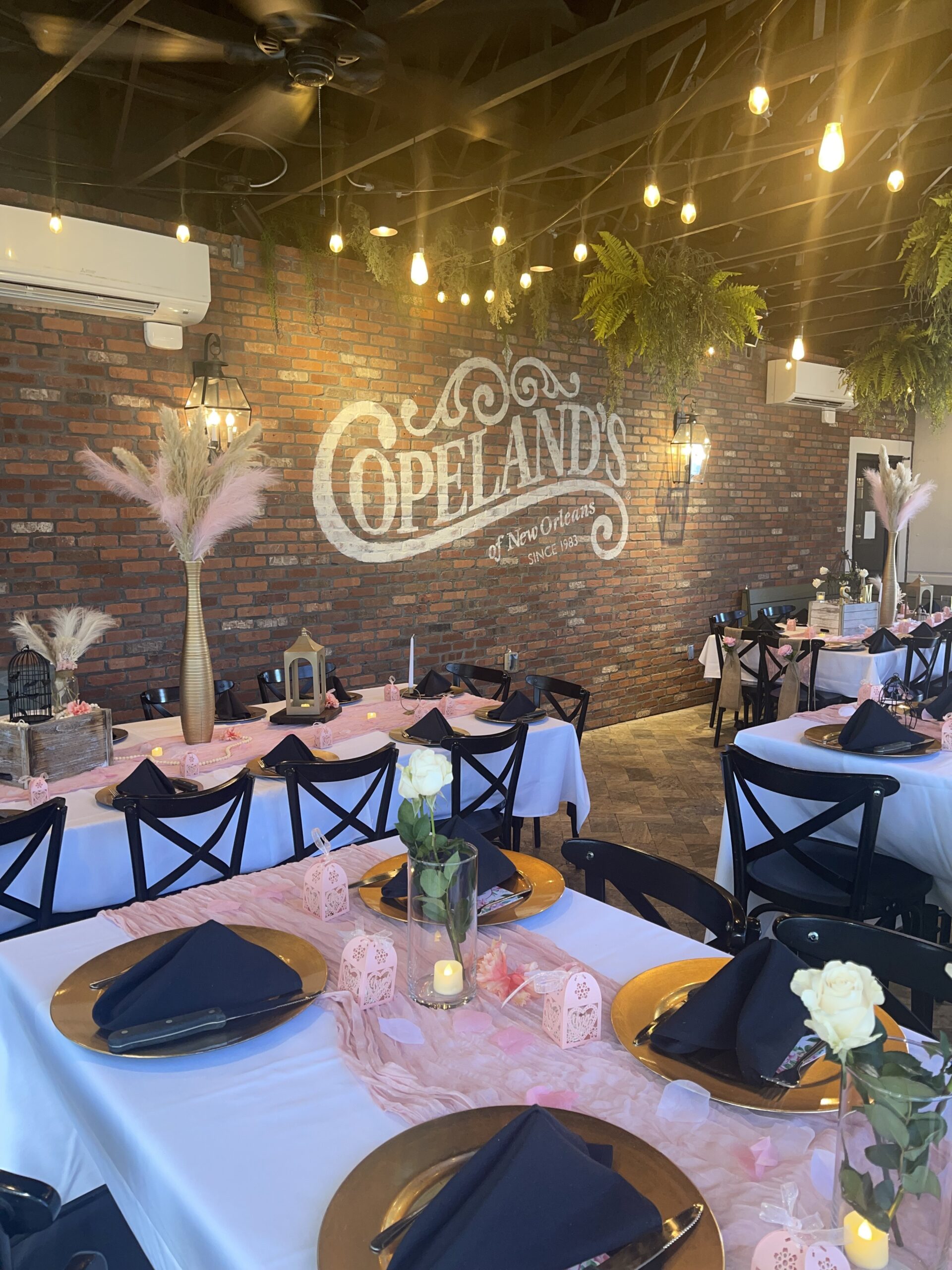 Private dining rooms at Copeland's of New Orleans