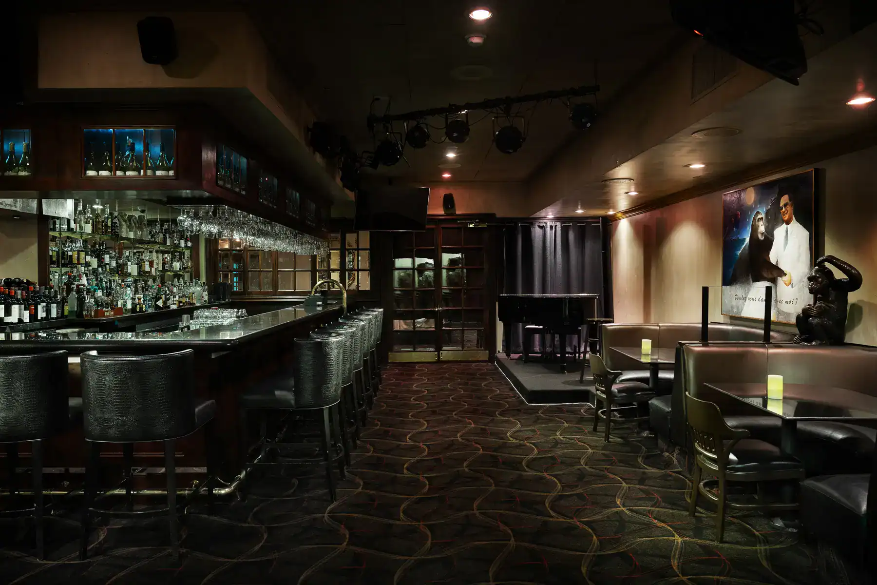 Piero's Italian Cuisine private dining 2