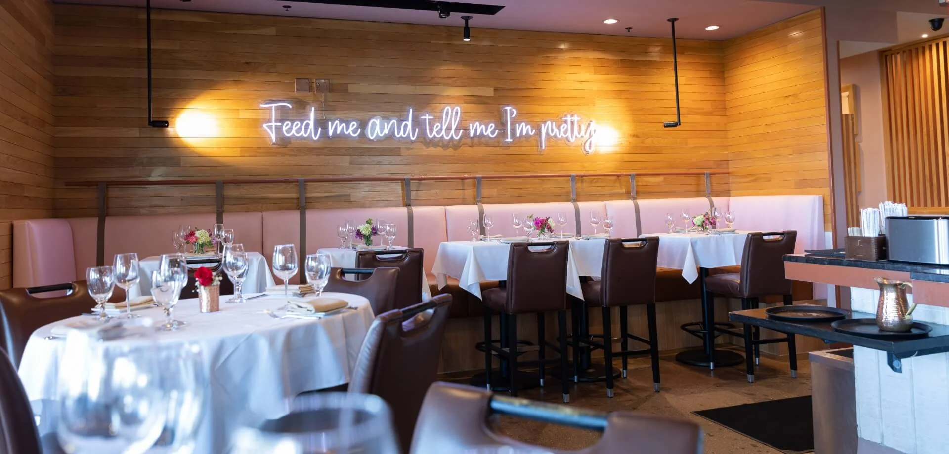 Pretty Lounge at Chef Adrianne's Vineyard Restaurant and Bar