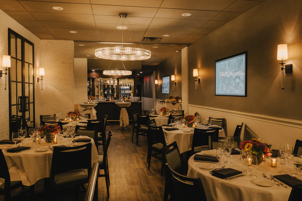 Gianni's Steakhouse private dining 5