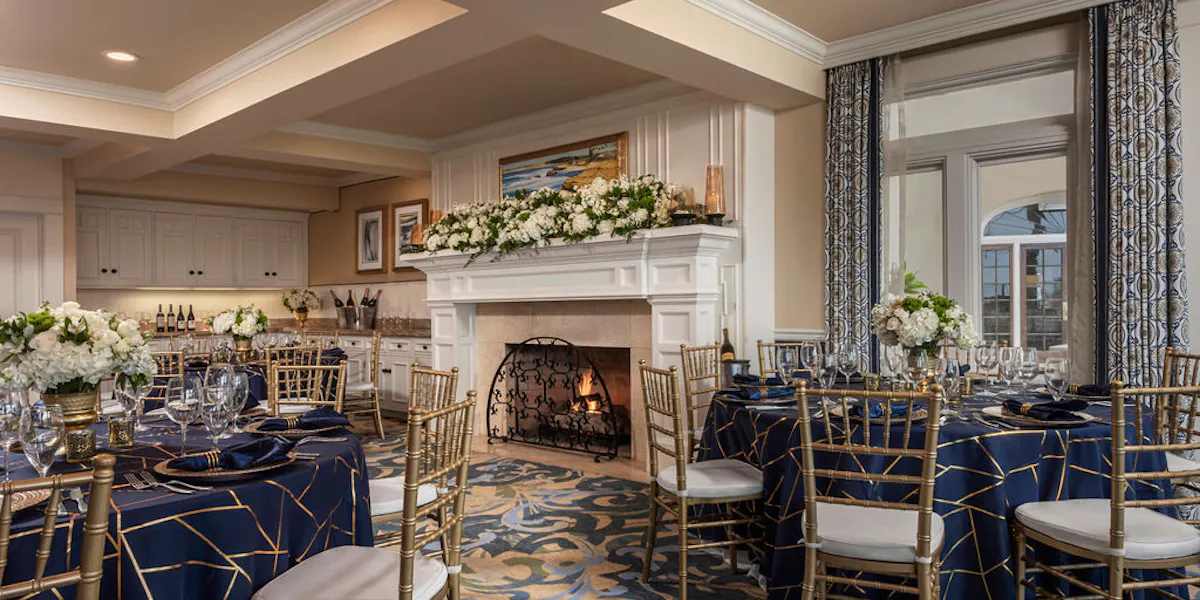 Nine-Ten Restaurant & Bar private dining