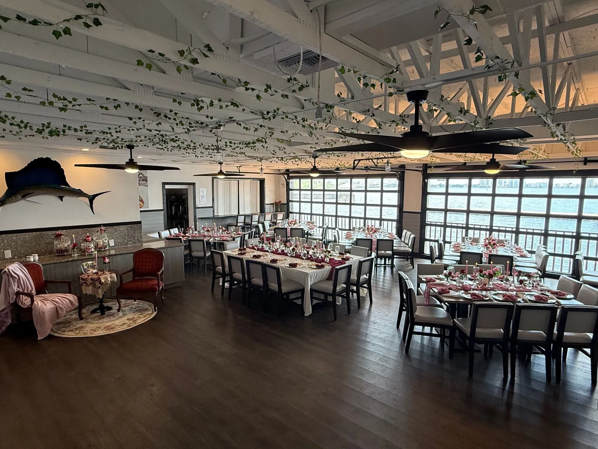 Three Fishermen Seafood Restaurant private dining 4