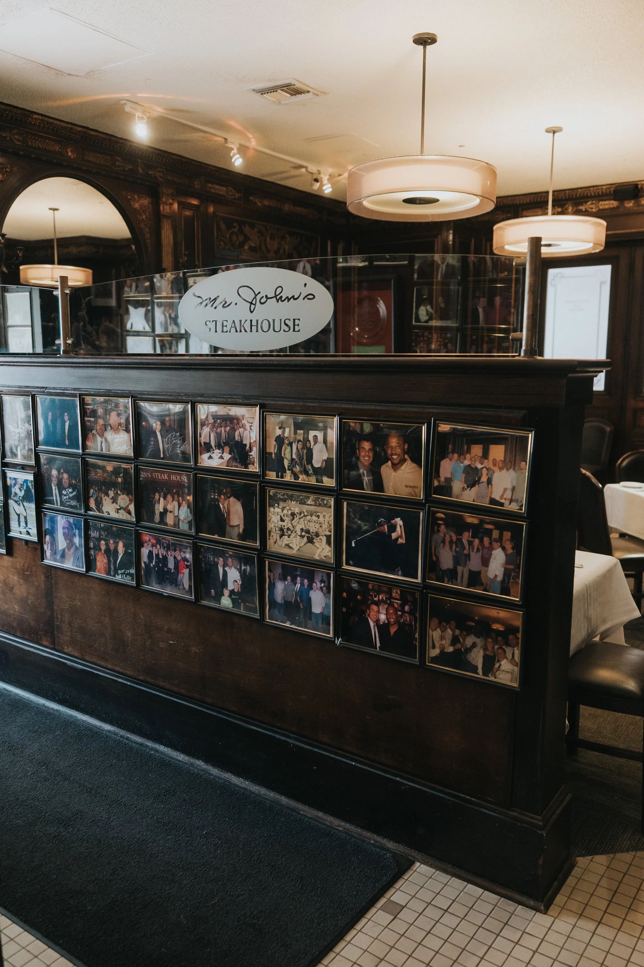 Mr. John's Steakhouse private dining 4