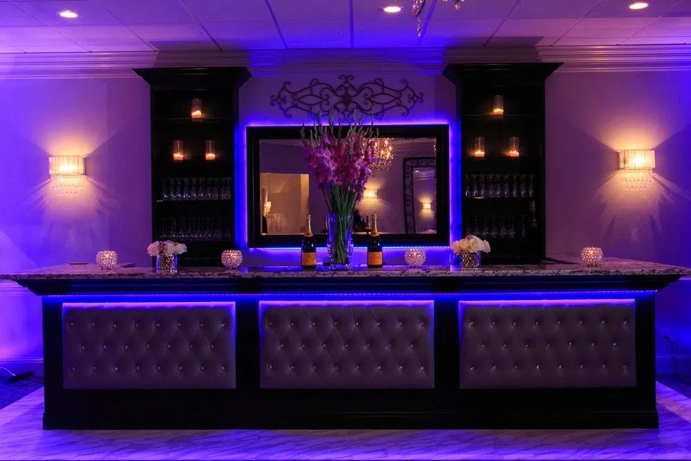 The Pearl Room at Austin's Seafood & Steakhouse
