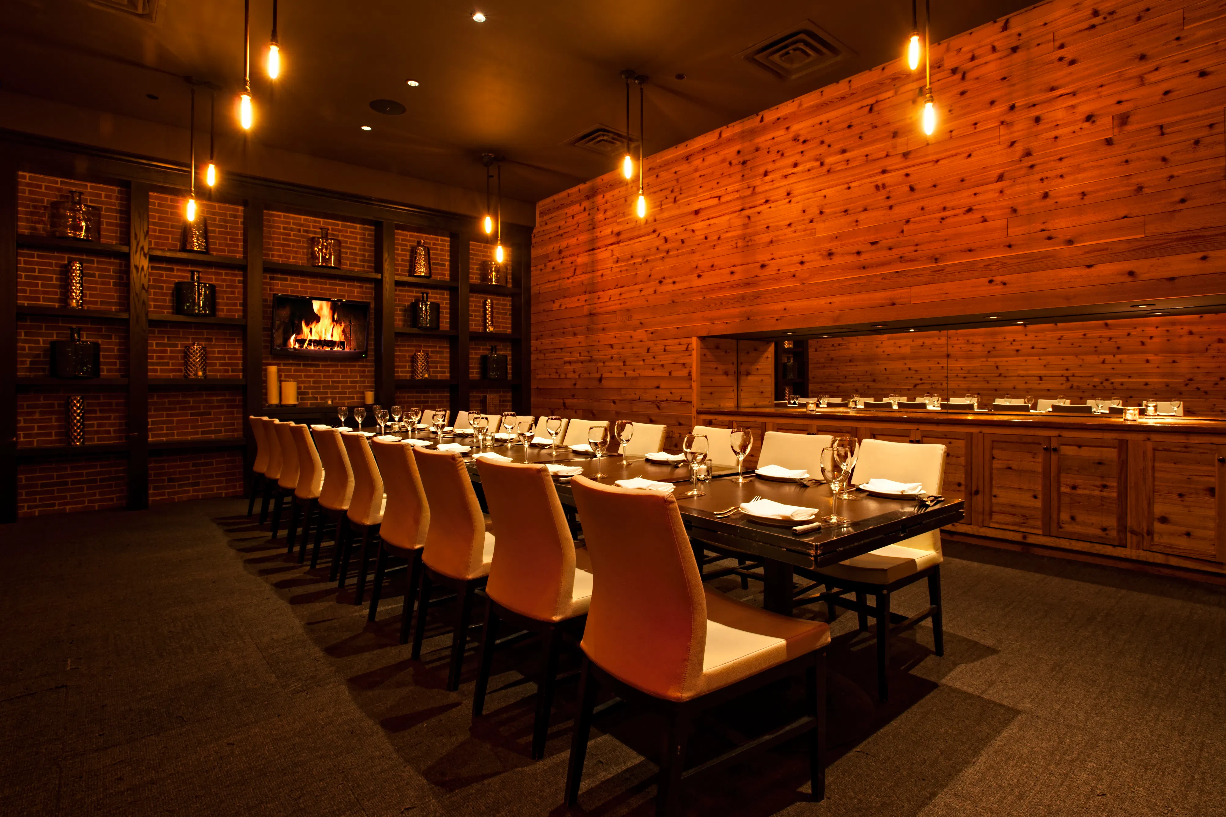 Fire and Oak private dining 3