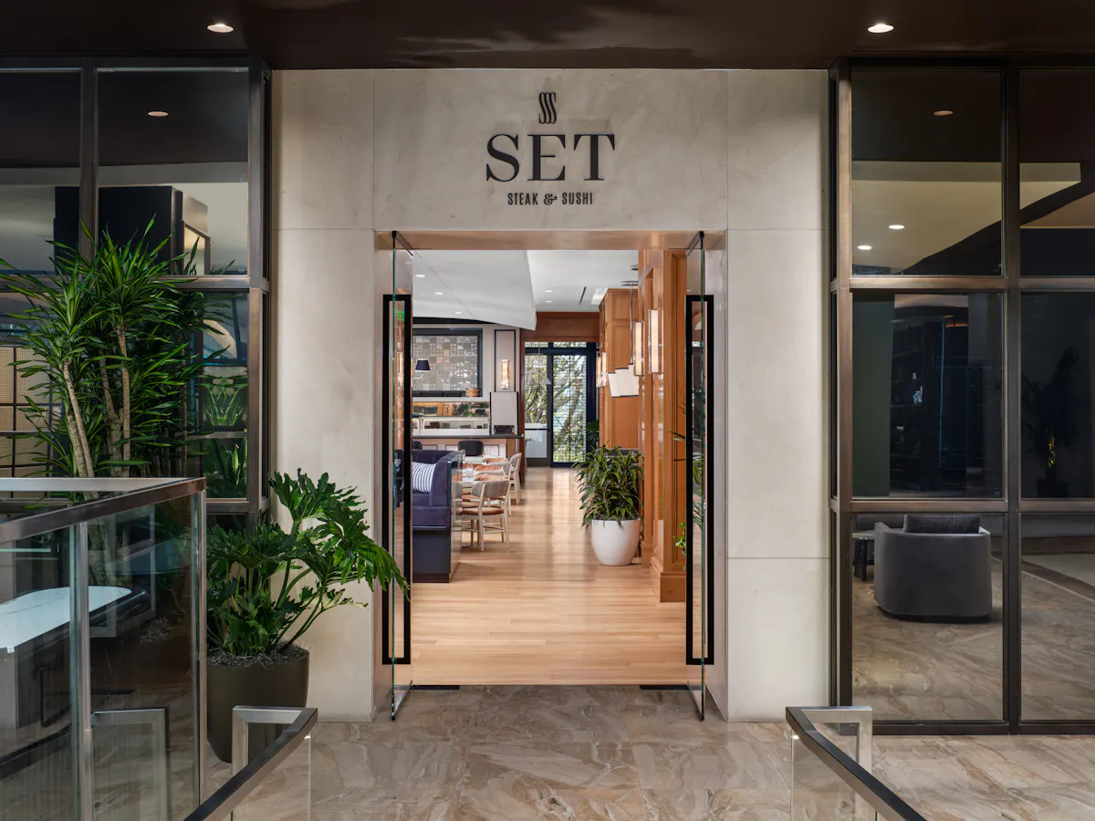 SET Steak & Sushi private dining 3