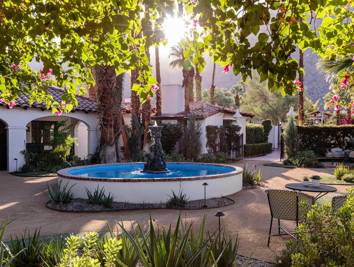 Fountain Courtyard at Melvyn’s at the Ingleside Estate
