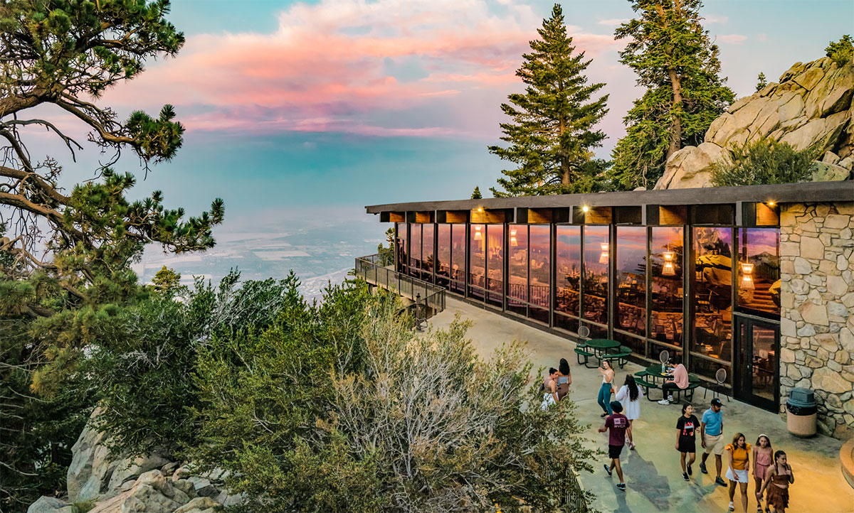 Peaks Restaurant private dining 2