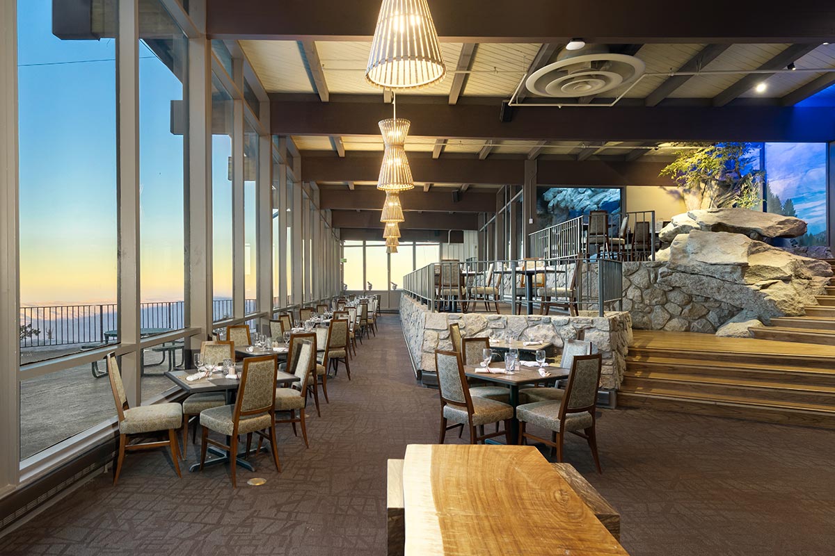 Peaks Restaurant at Peaks Restaurant