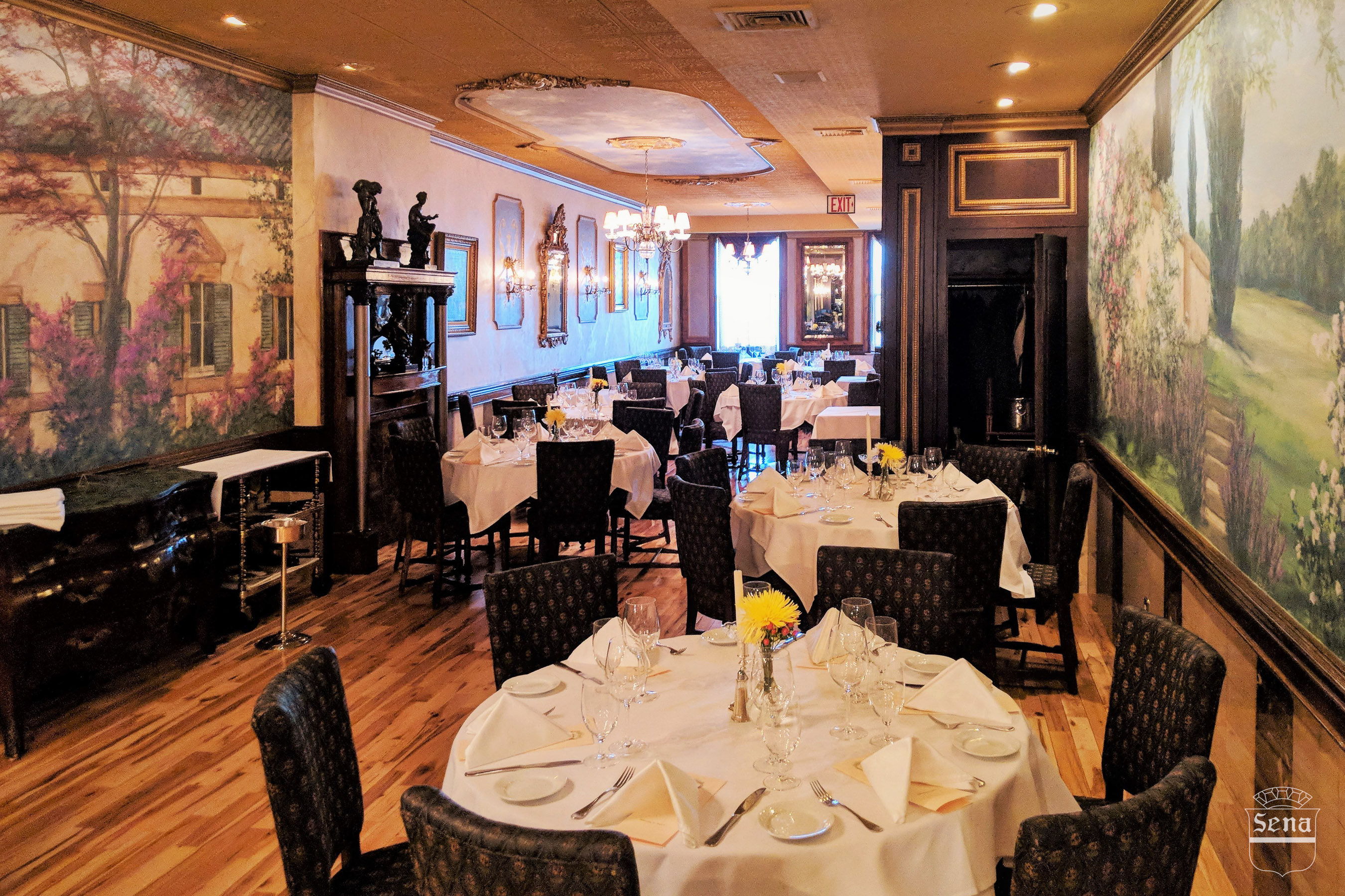 La Famiglia Ristorante private dining 4