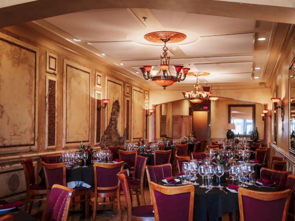 Stagione at Panorama - Wine & Bar