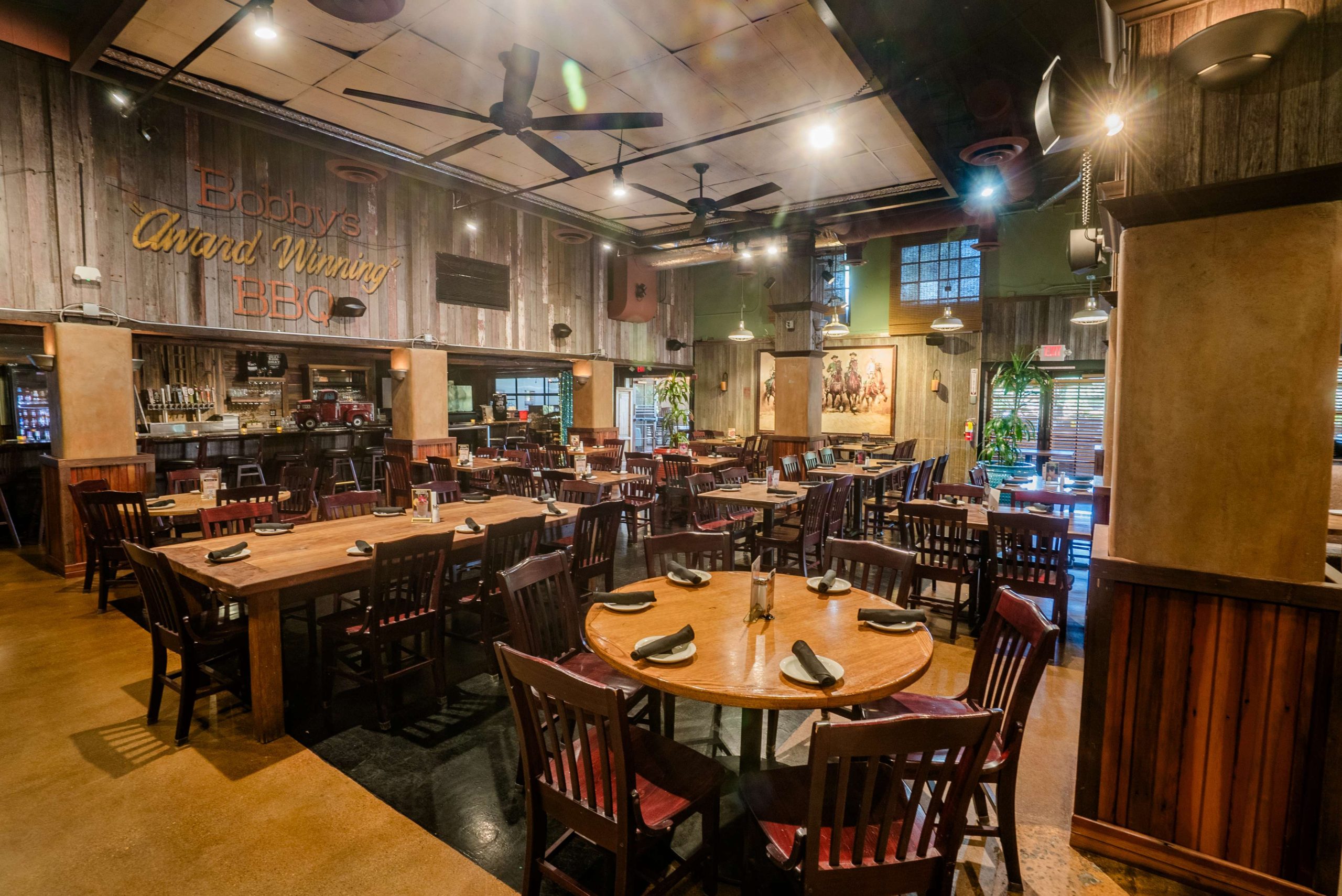 Bobby-Q BBQ Restaurant and Steakhouse private dining 5