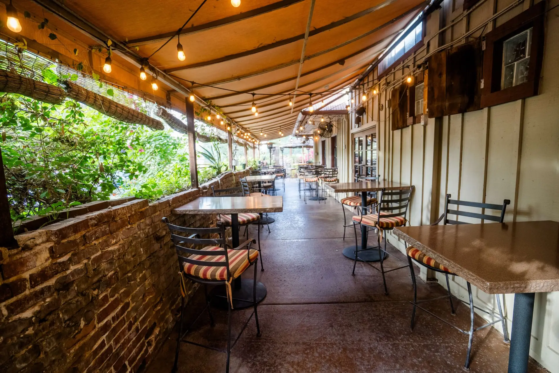 Bobby-Q BBQ Restaurant and Steakhouse private dining 2