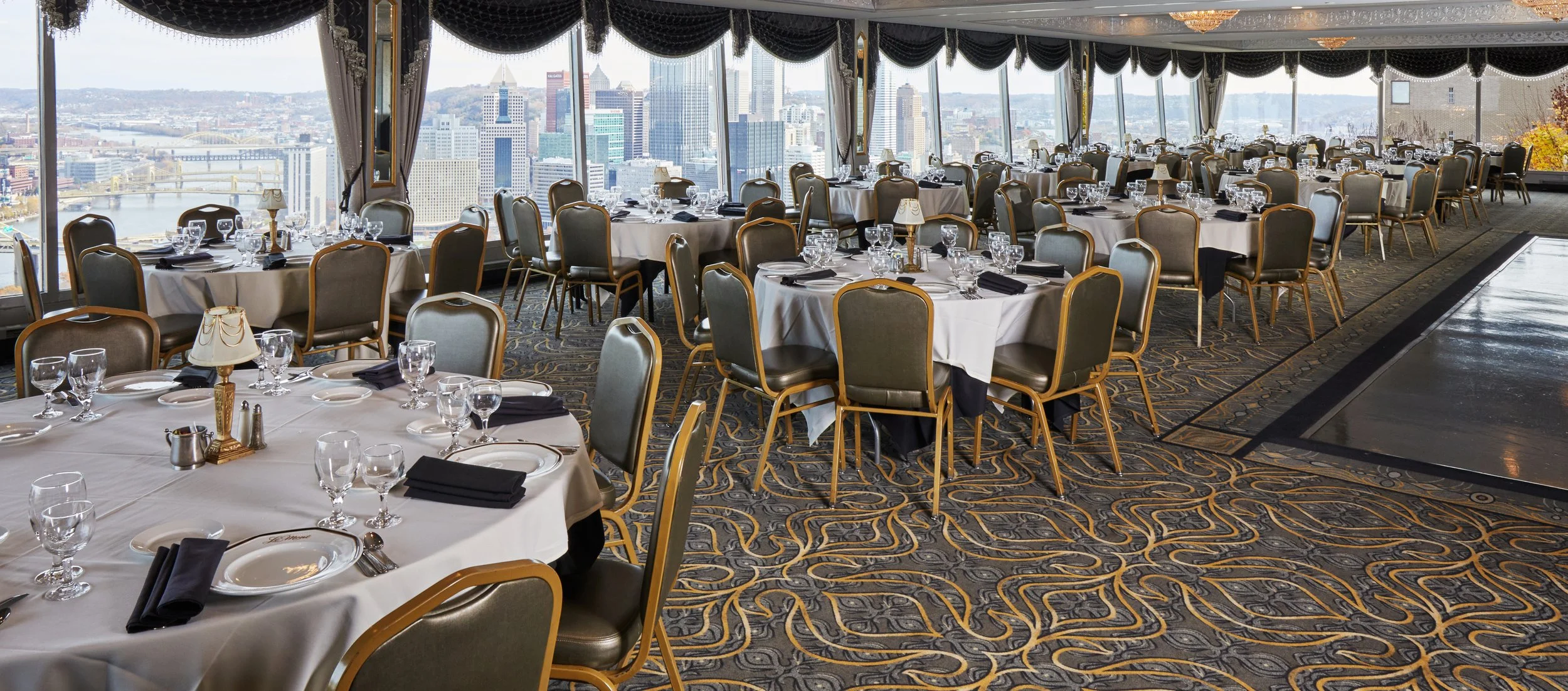Private Parties at Le Mont Restaurant