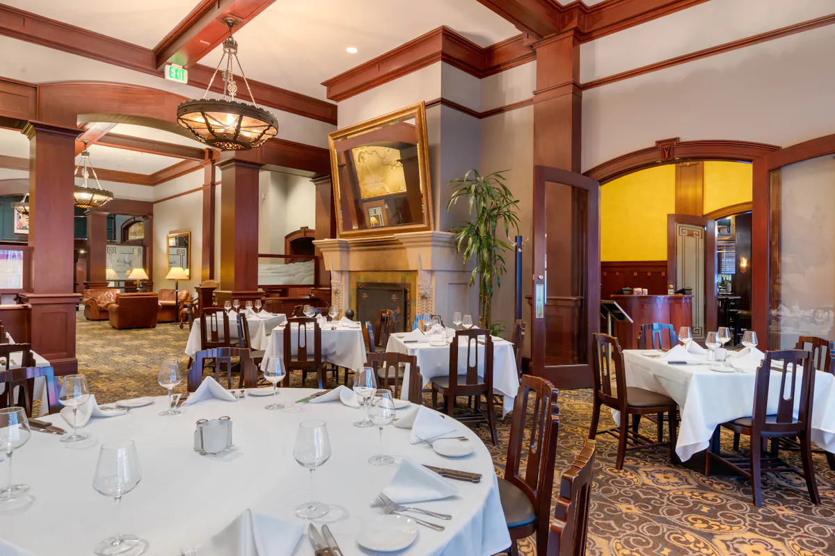 Jake's Grill private dining