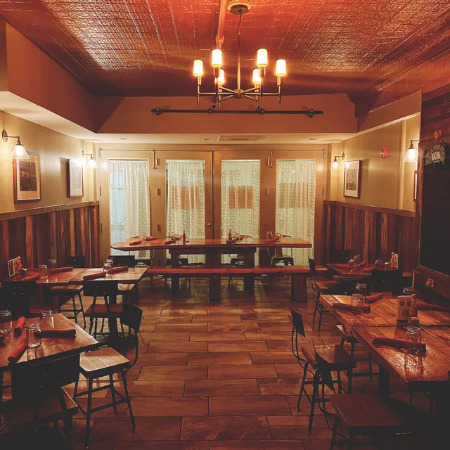 Rogue Island Local Kitchen & Bar private dining 5