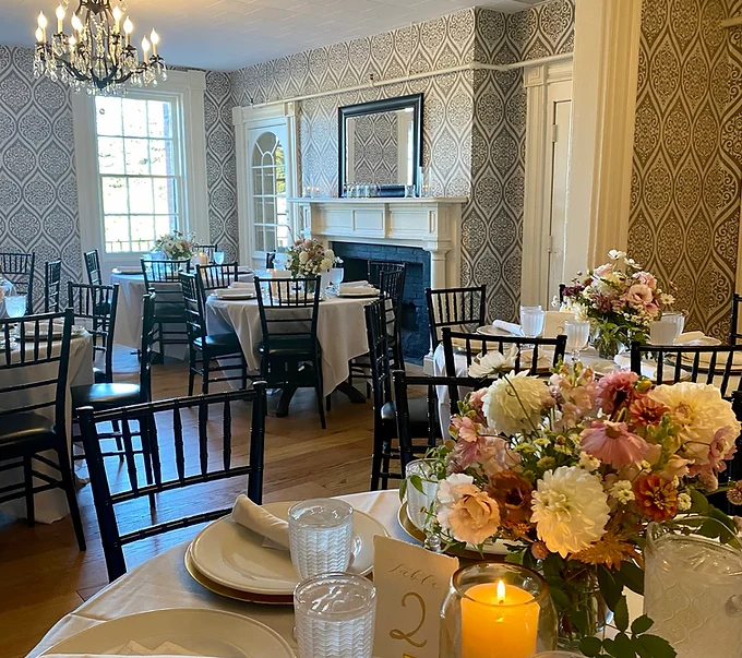 Monroes Restaurant private dining 4