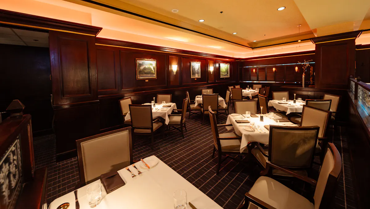 Parkside Dining Room at Dawson's Steakhouse