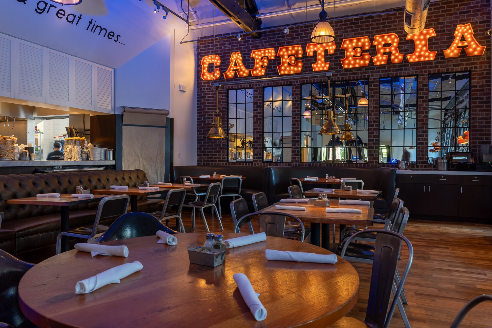 The Cafeteria Room at Cafeteria 15L