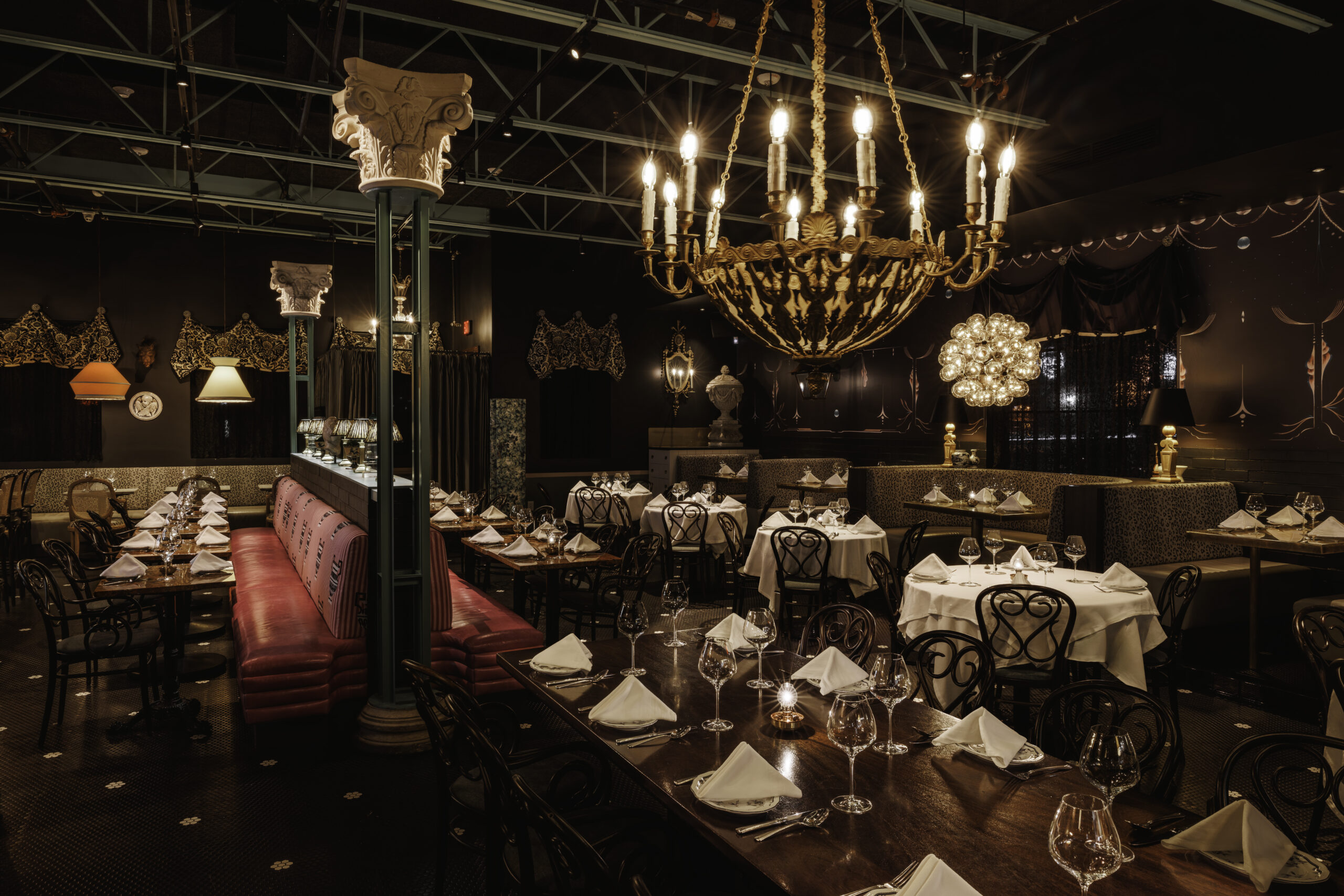 Full Restaurant at The Charles