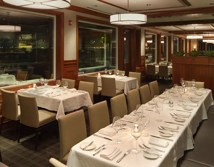 Restaurant Exclusive at Top of the Market