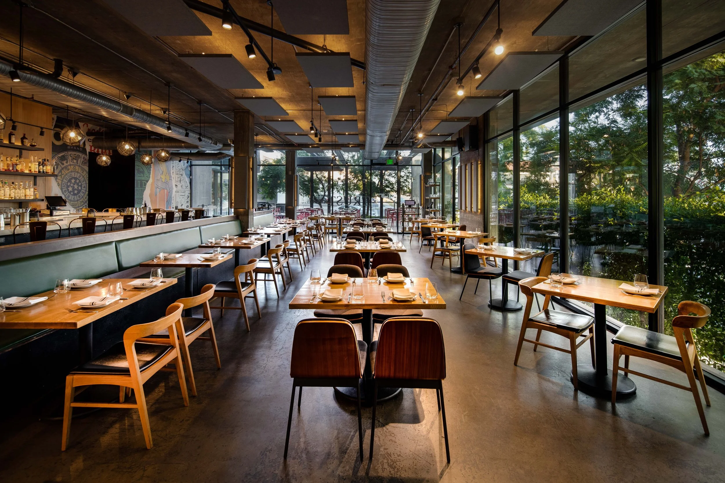 dining room at Trust