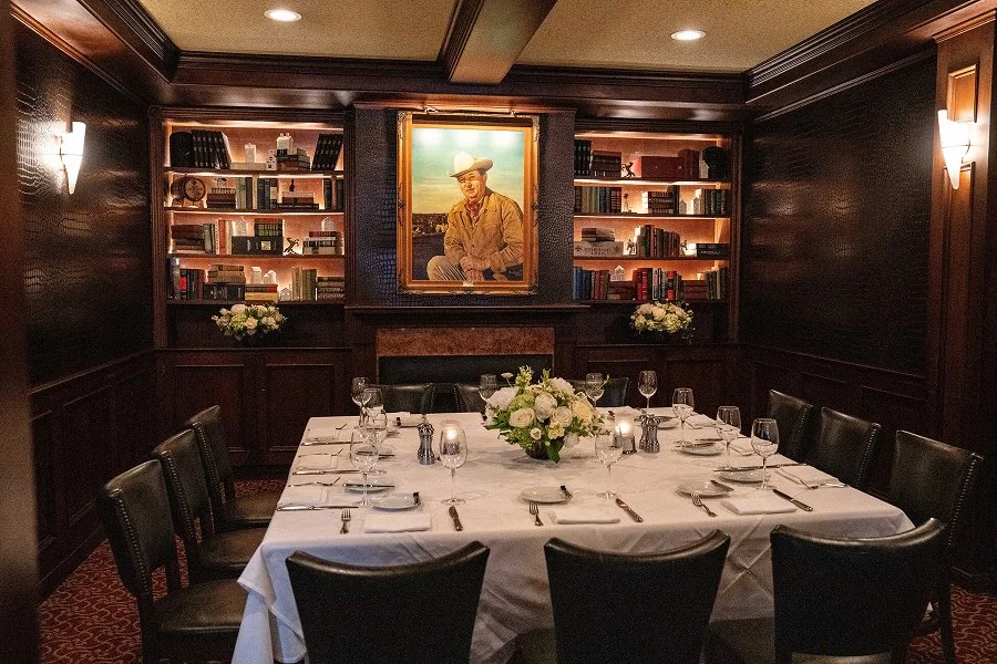Harris' Restaurant private dining 4