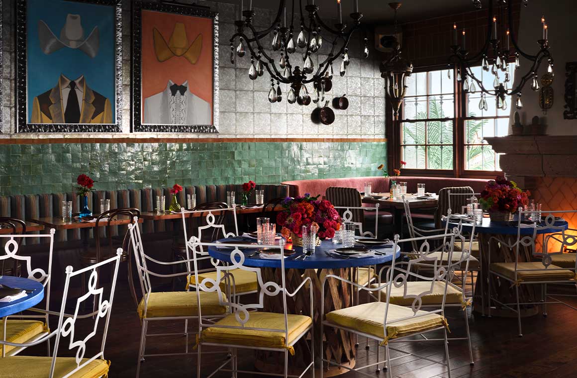 Full Restaurant at El Carlos Elegante