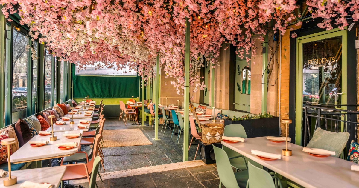 Patio at Residents Cafe & Bar